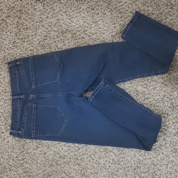 3/$15 BDG High Waisted Jeans Size 28W - Picture 5 of 7